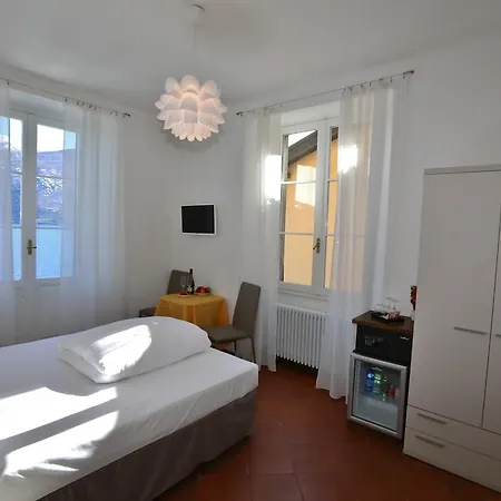 Alojamento de Acomodação e Pequeno-almoço Casa Baroli